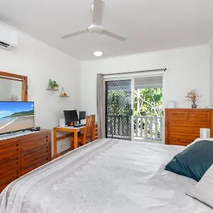 Holiday home Modern 2 Bedroom Townhouse - Four Mile Escapes