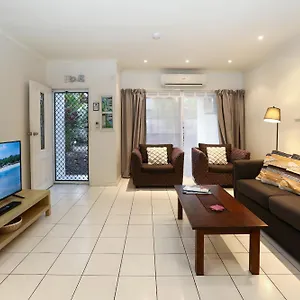 Apartment 1 Bed Close To The Beach And Town