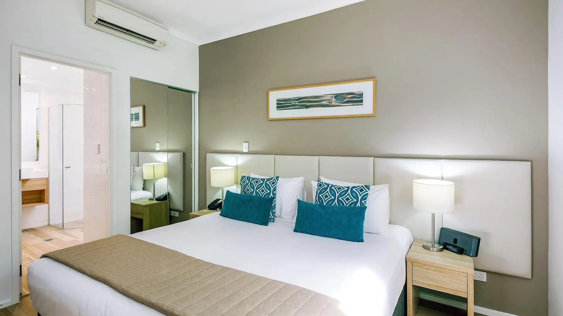 Mantra Portsea Hotel Port Douglas 4*,