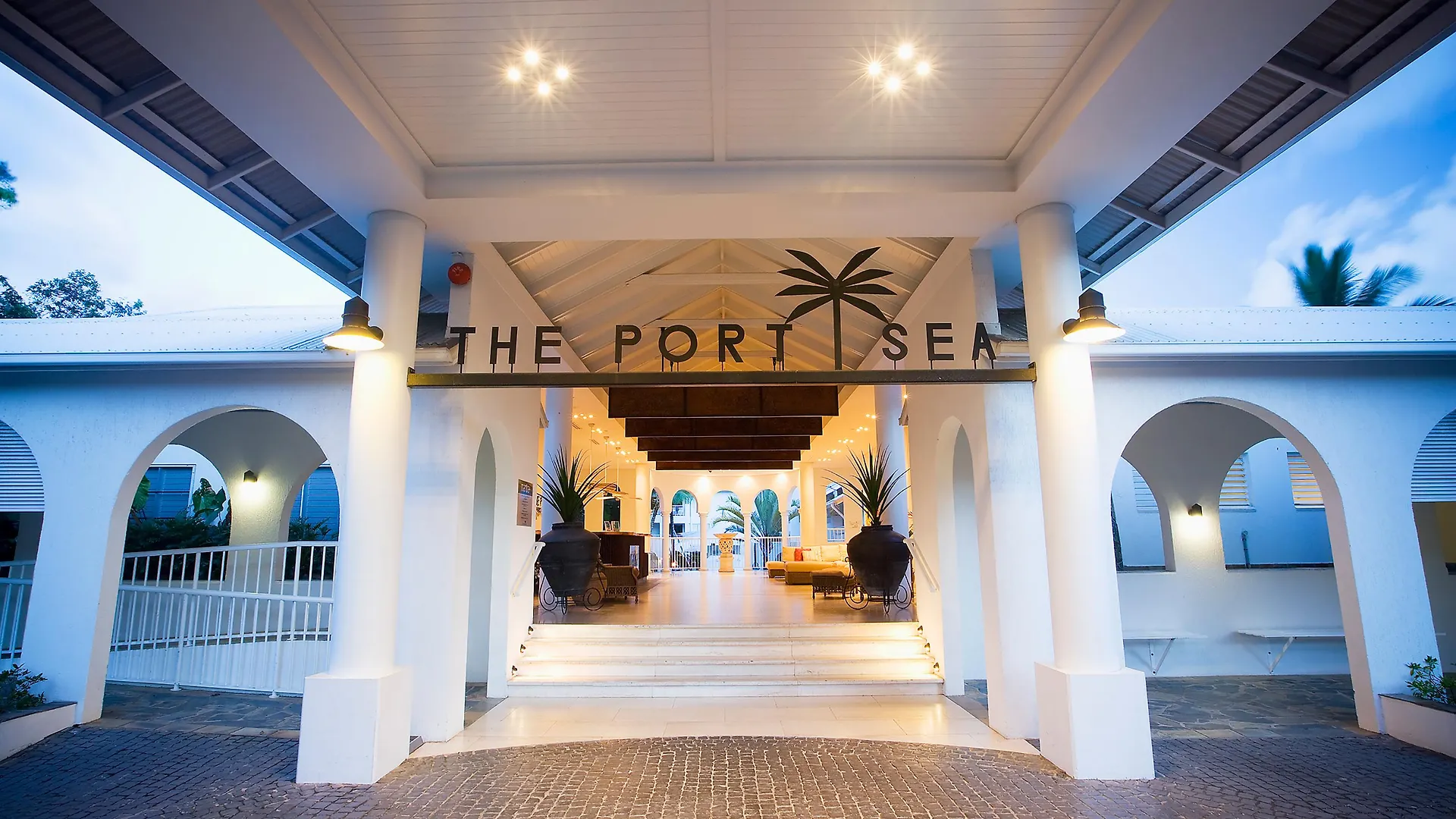 Mantra Portsea Hotel Port Douglas